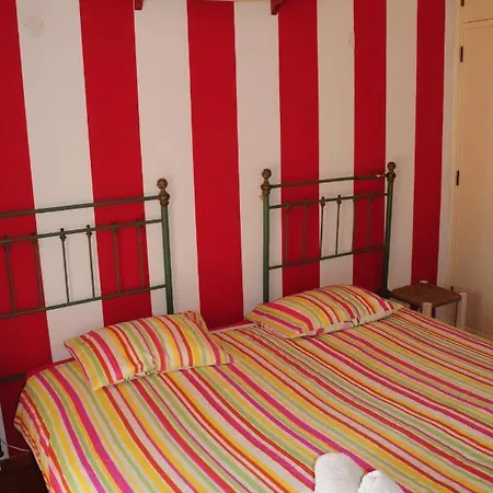 Hostal Jho'la Surf Camp