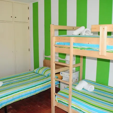 Jho'la Surf Camp * Luz