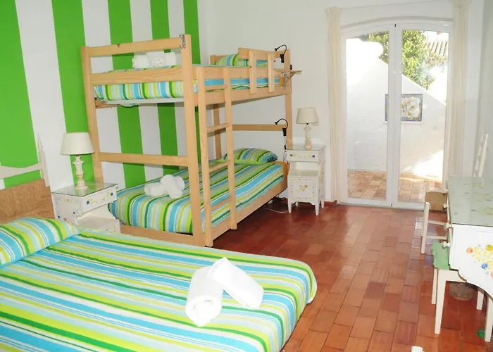 Jho'la Surf Camp * Luz