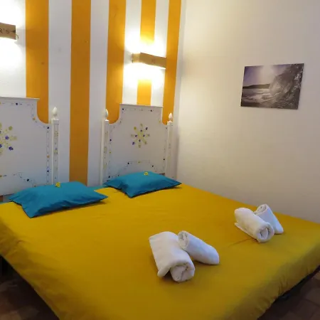 Jho'la Surf Camp * Praia Da Luz